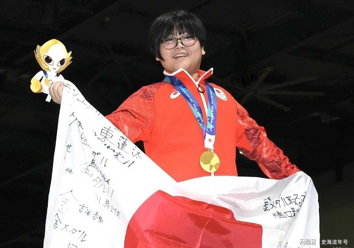 米体:戴维首发却依然碌碌无为,被换下时遭遇尤文主场球迷嘘声